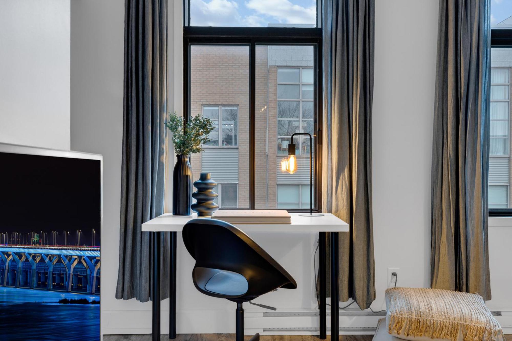 Liv Mtl Urban Aparthotel Montréal Eksteriør bilde
