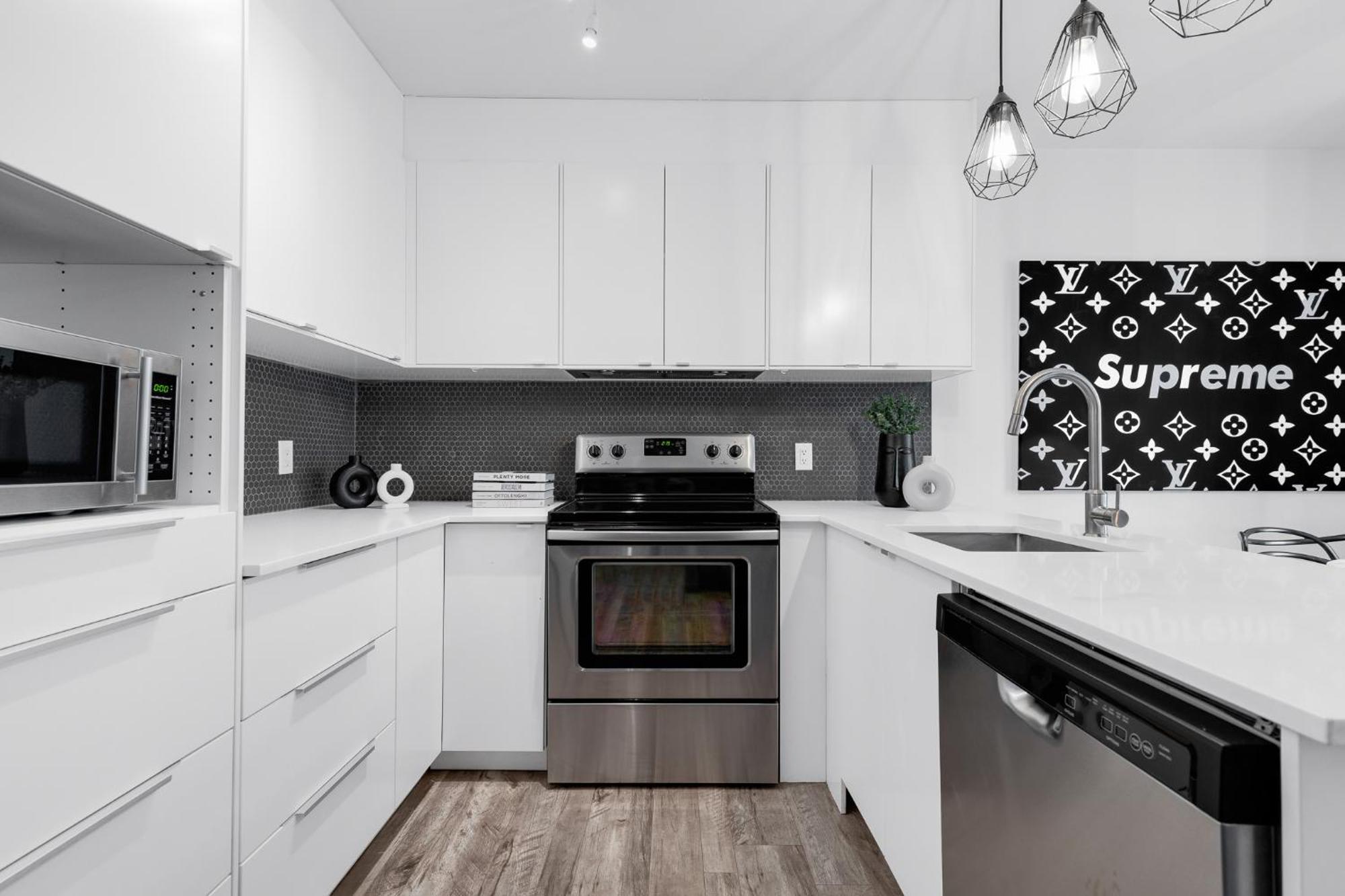 Liv Mtl Urban Aparthotel Montréal Eksteriør bilde